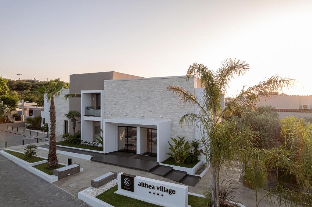 ALTHEA VILLAGE HOTEL: χαλαρή καλοκαιρινή φιλοξενία με αυθεντικό χαρακτήρα