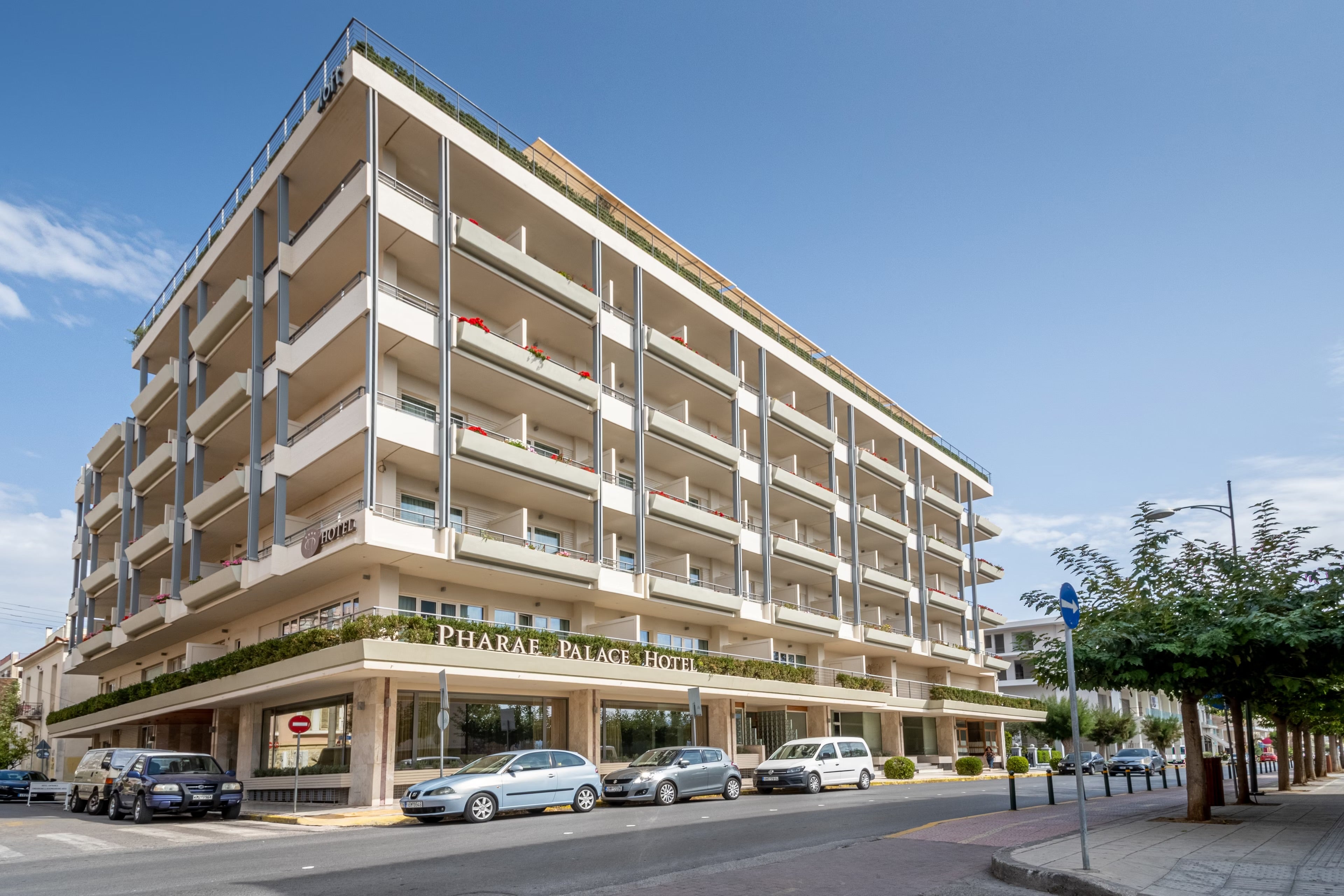 Pharae Palace Hotel: Η διαχρονική επιλογή φιλοξενίας στην καρδιά της παραλιακής Καλαμάτας