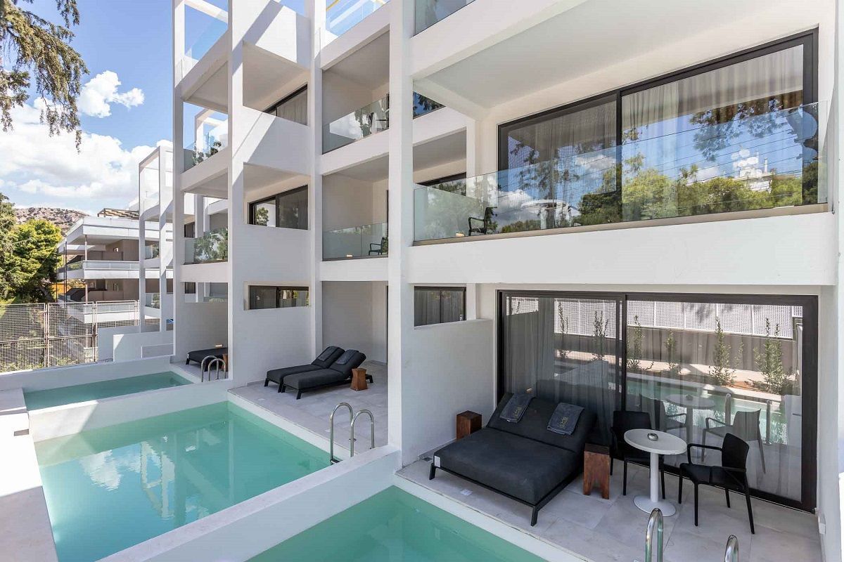 AZUR BOUTIQUE HOTEL: σύγχρονη luxury διαμονή στη Βουλιαγμένη