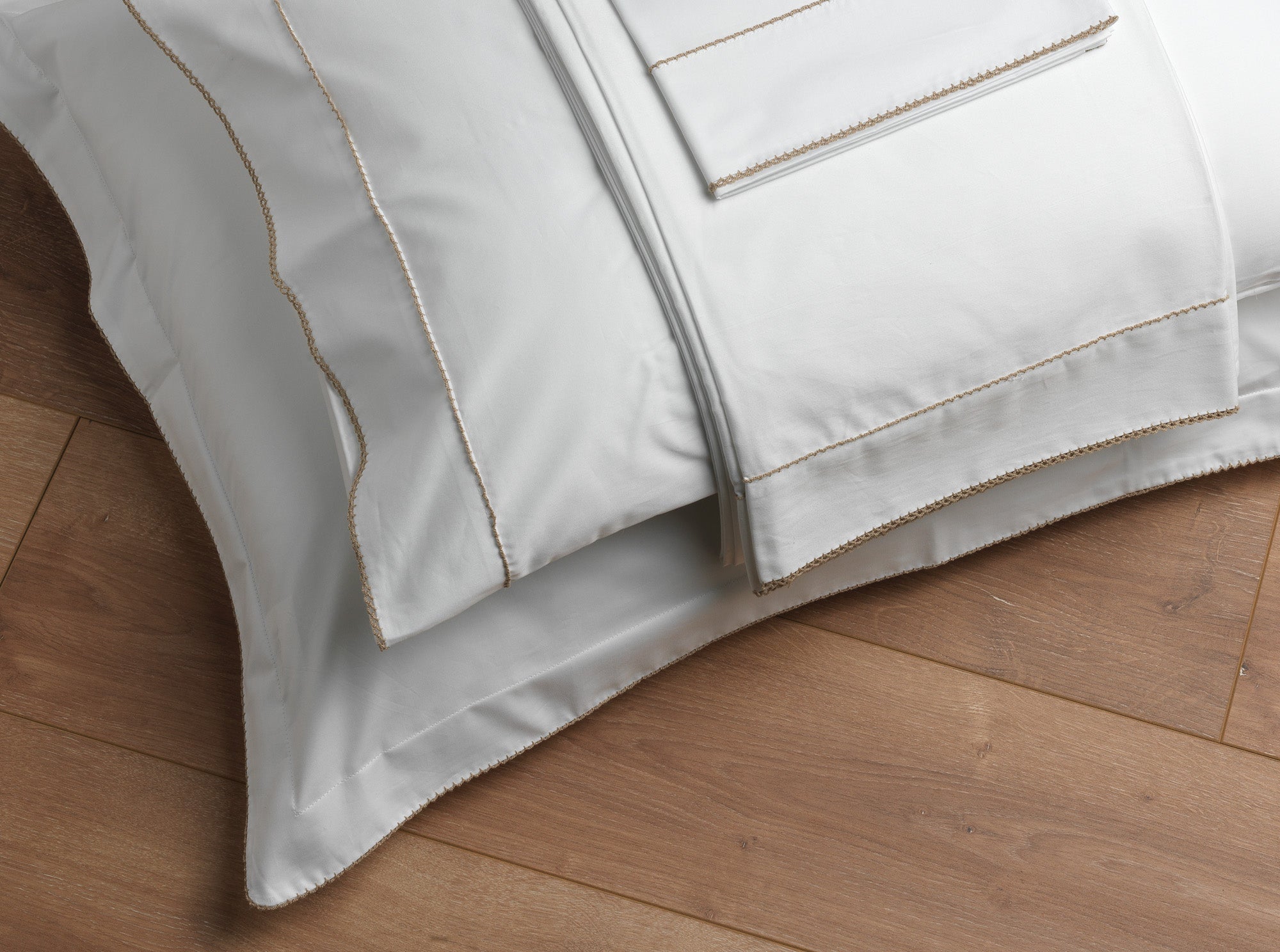 Embroidered Crochet Hotel linen