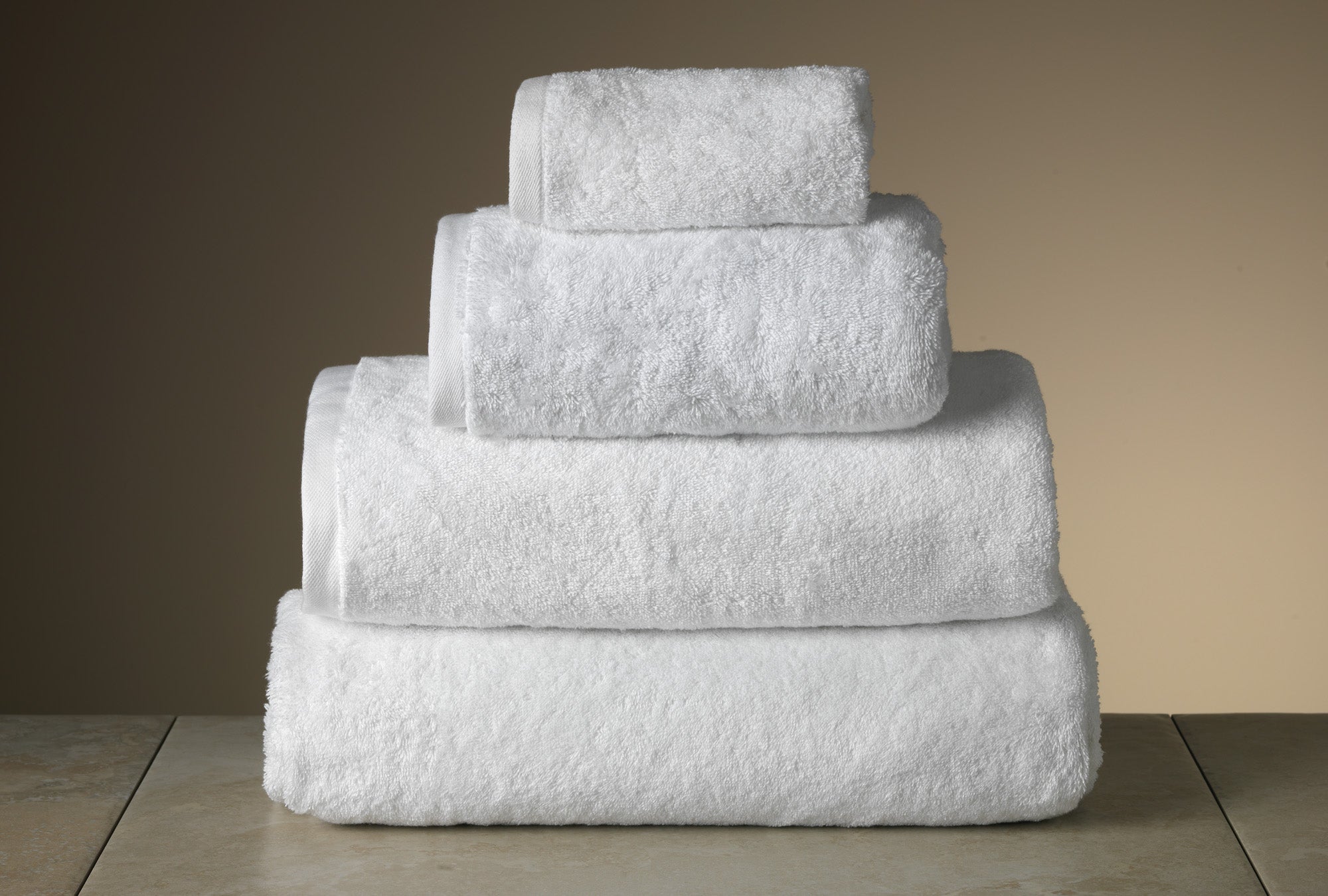 Premium Edition Σετ Λευκών Ειδών